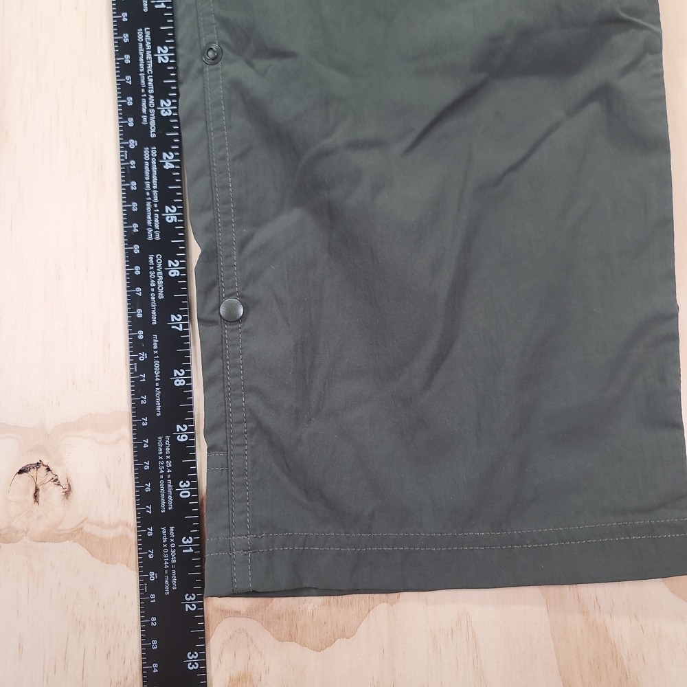 REI Co-op Sahara Cargo Hiking Pants Mens 36x32 Olive Green Roll Up Leg Stretch - Picture 9 of 16